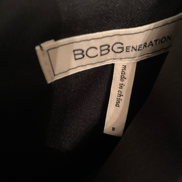 BCBG Wrap Dress with V Neck in Black — New with tags! ✨✨ - Picture 4 of 7